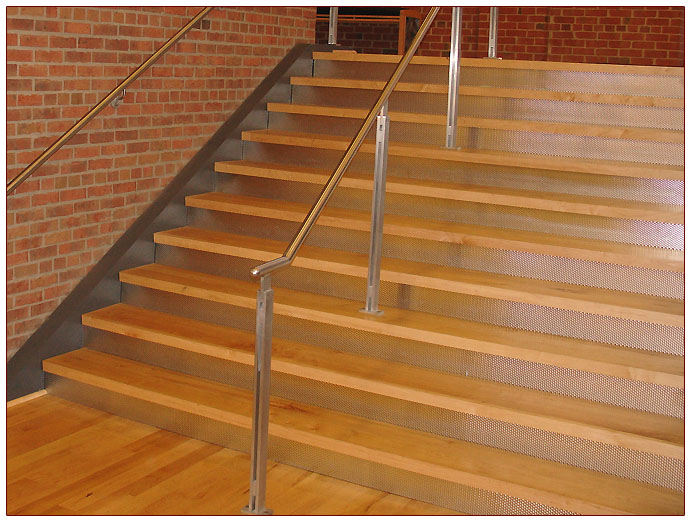 Stair_Risers_Stainlessfabinc_3